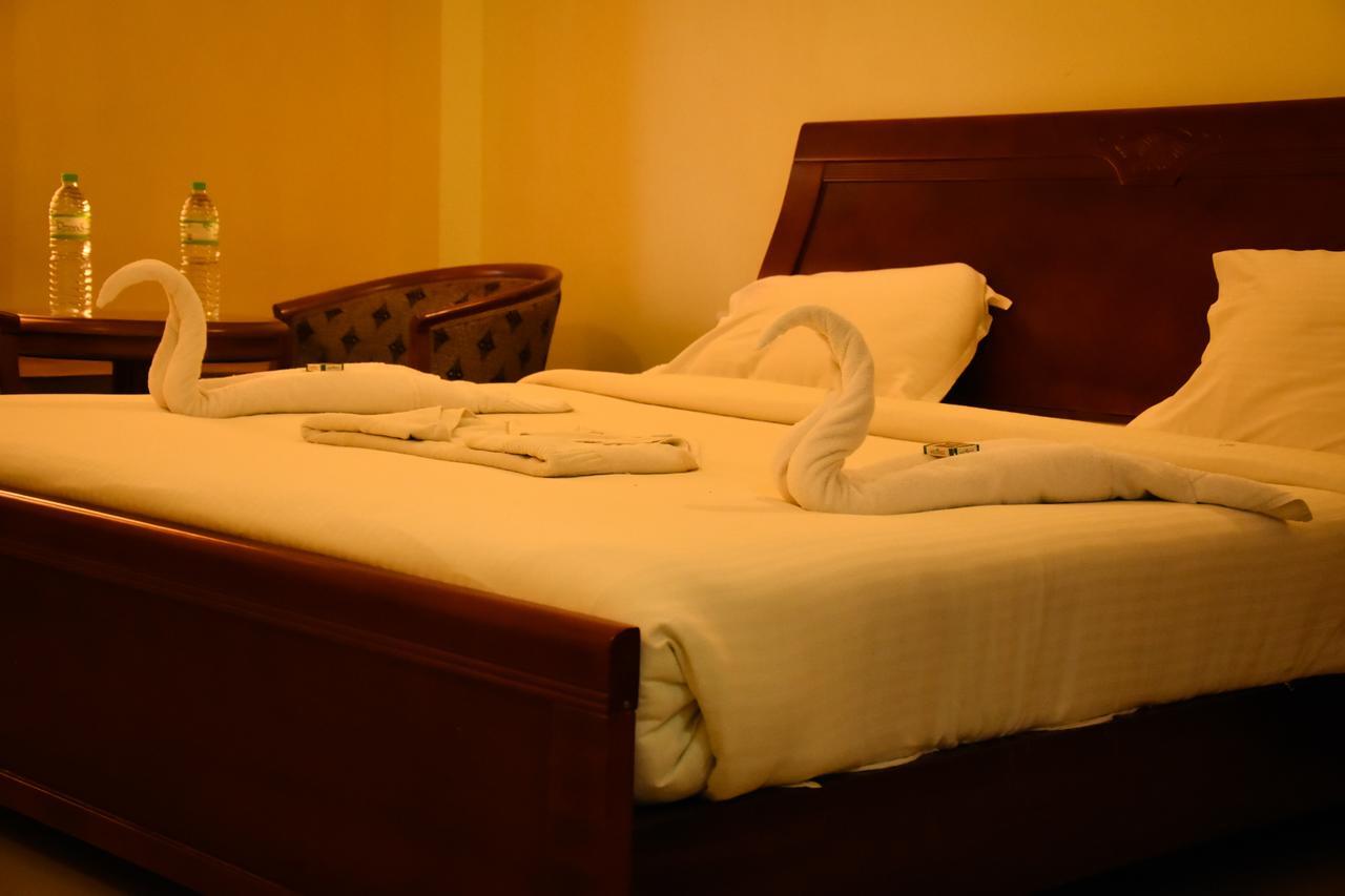 Ulo Hill Breeze Hotel Yelagiri Exterior photo